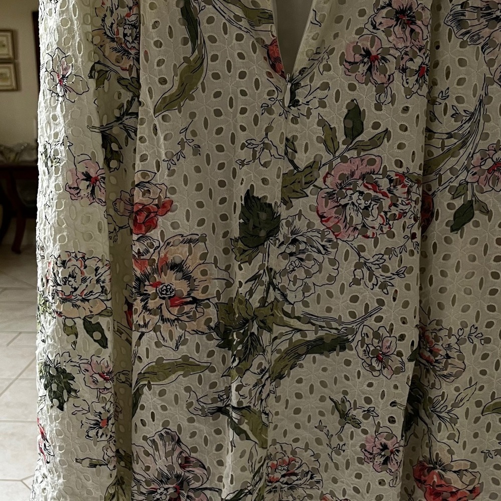 Ann Taylor Cream Floral print Midi Dress- size 10 fit and flair excellent - Picture 10 of 14